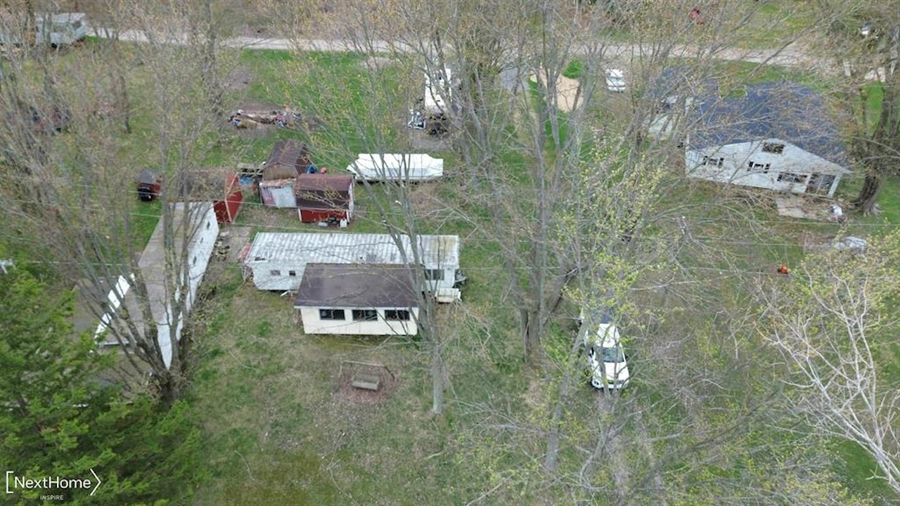 3760 Southwick Dr in Marion Twp, MI Photo 9
