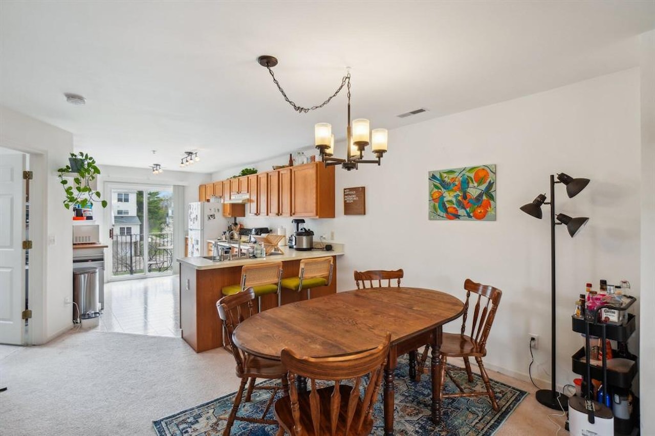 1870 Lindsay Ln in Ann Arbor, MI Photo 6