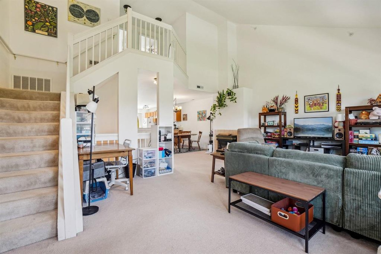 1870 Lindsay Ln in Ann Arbor, MI Photo 10