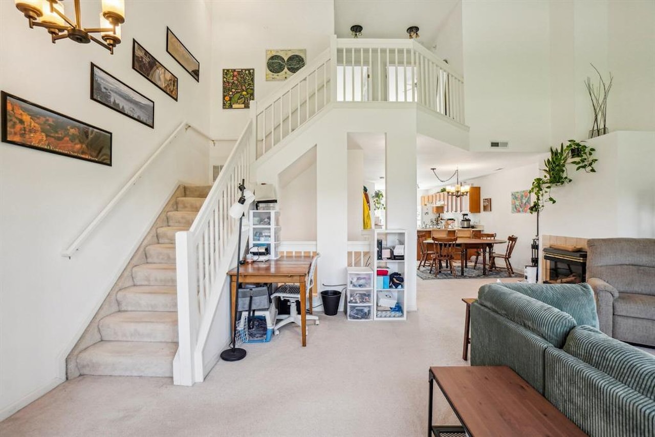 1870 Lindsay Ln in Ann Arbor, MI Photo 11
