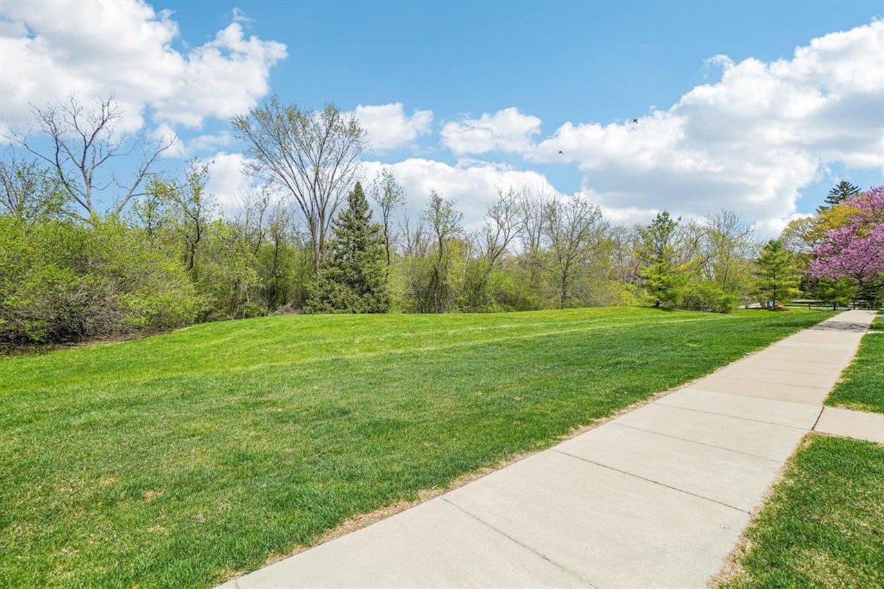 1870 Lindsay Ln in Ann Arbor, MI Photo 27