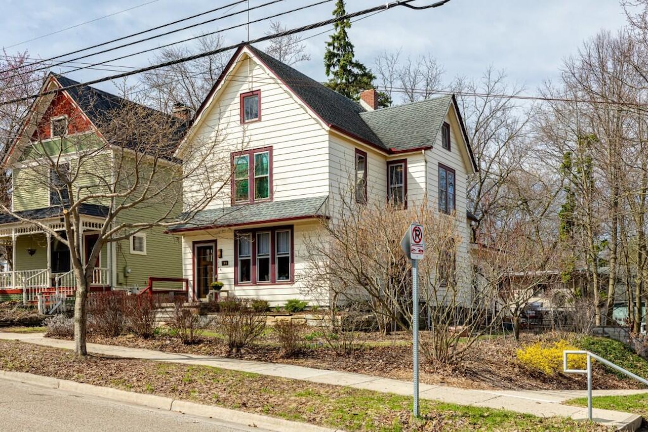 300 3rd St in Ann Arbor, MI Photo 2