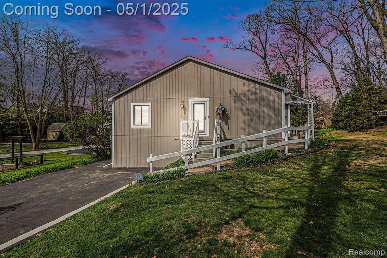 3836 Highcrest Dr in Genoa Twp, MI Photo 30