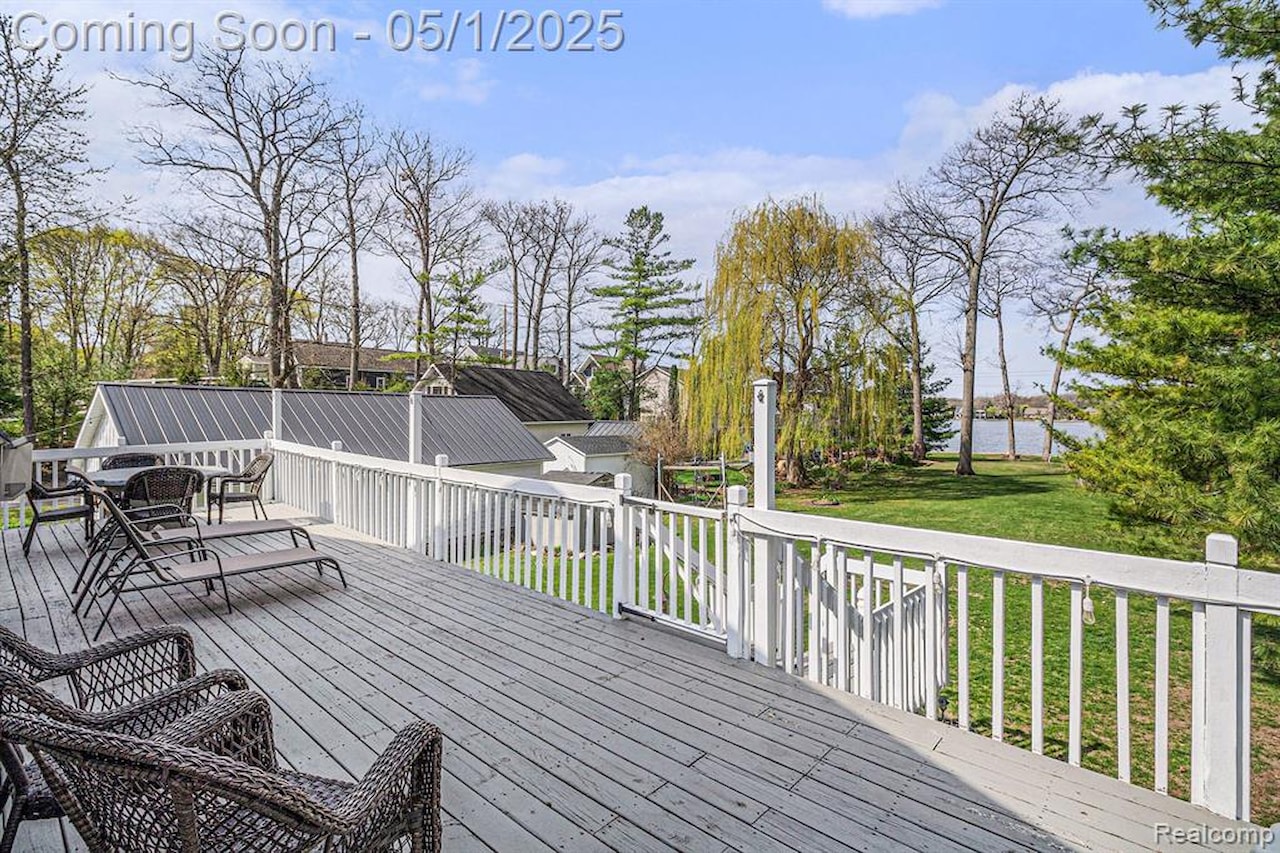 3836 Highcrest Dr in Genoa Twp, MI Photo 24