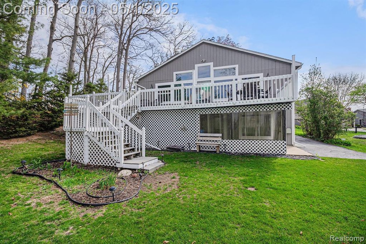 3836 Highcrest Dr in Genoa Twp, MI Photo 25