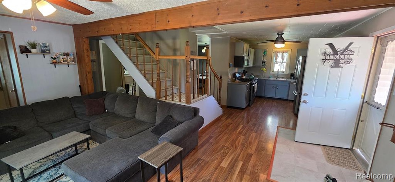 5404 Wexford Rd in Lansing, MI Photo 3