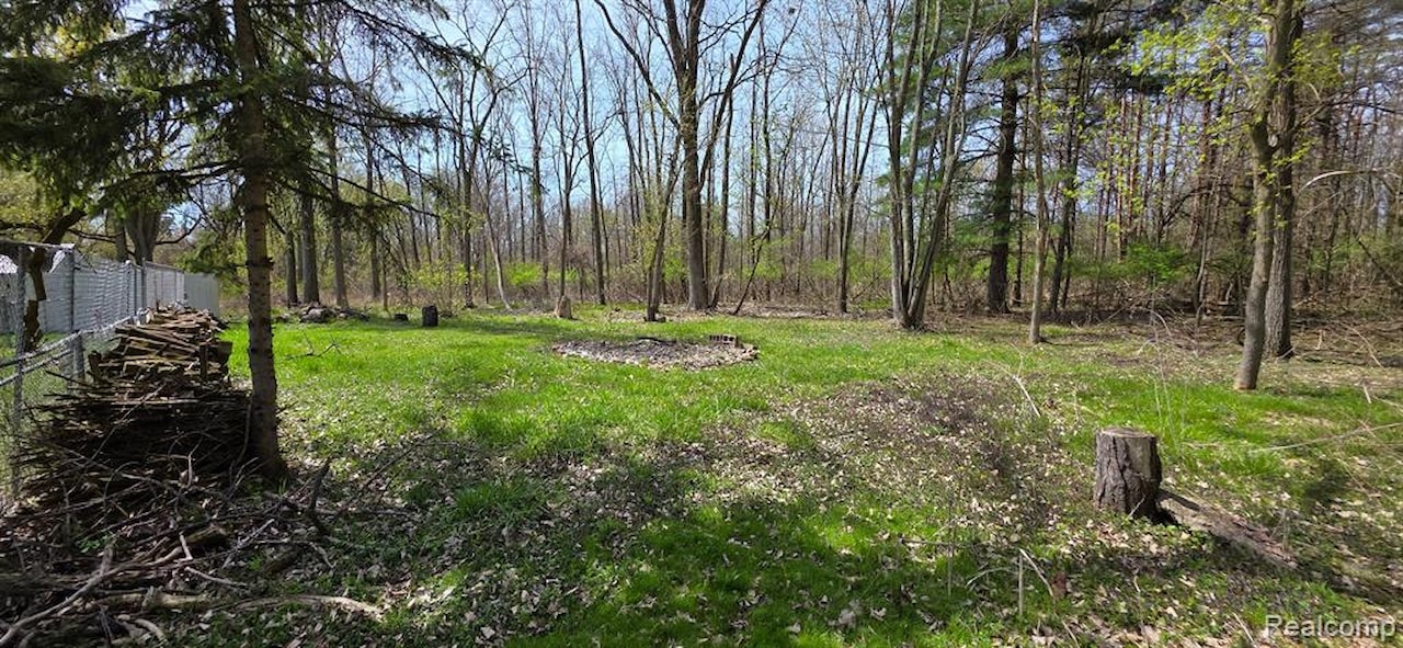 5404 Wexford Rd in Lansing, MI Photo 31