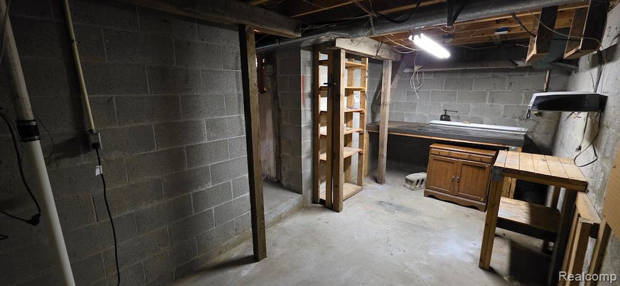 5404 Wexford Rd in Lansing, MI Photo 36
