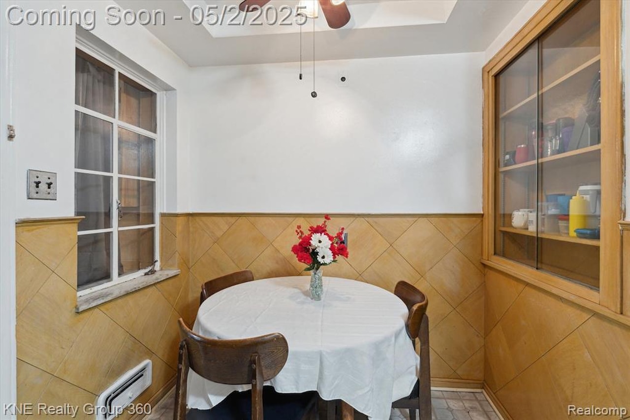 24091 Blackstone St in Oak Park, MI Photo 16