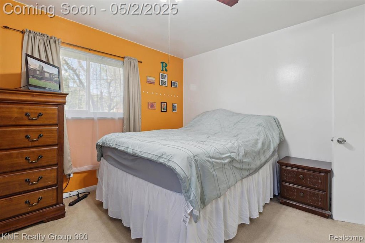 24091 Blackstone St in Oak Park, MI Photo 19