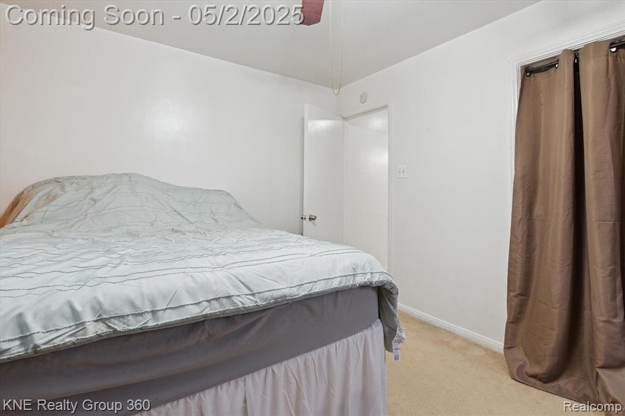24091 Blackstone St in Oak Park, MI Photo 20