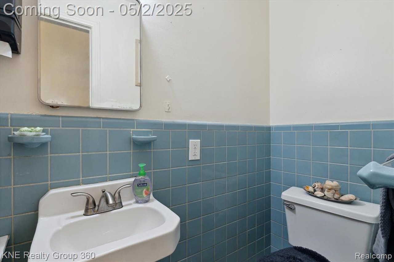 24091 Blackstone St in Oak Park, MI Photo 26