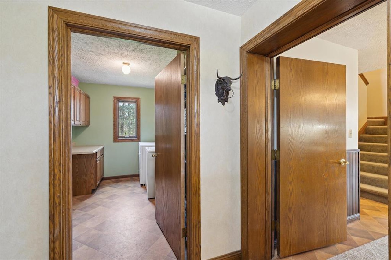 2929 E Frost Rd in Williamston, MI Photo 7