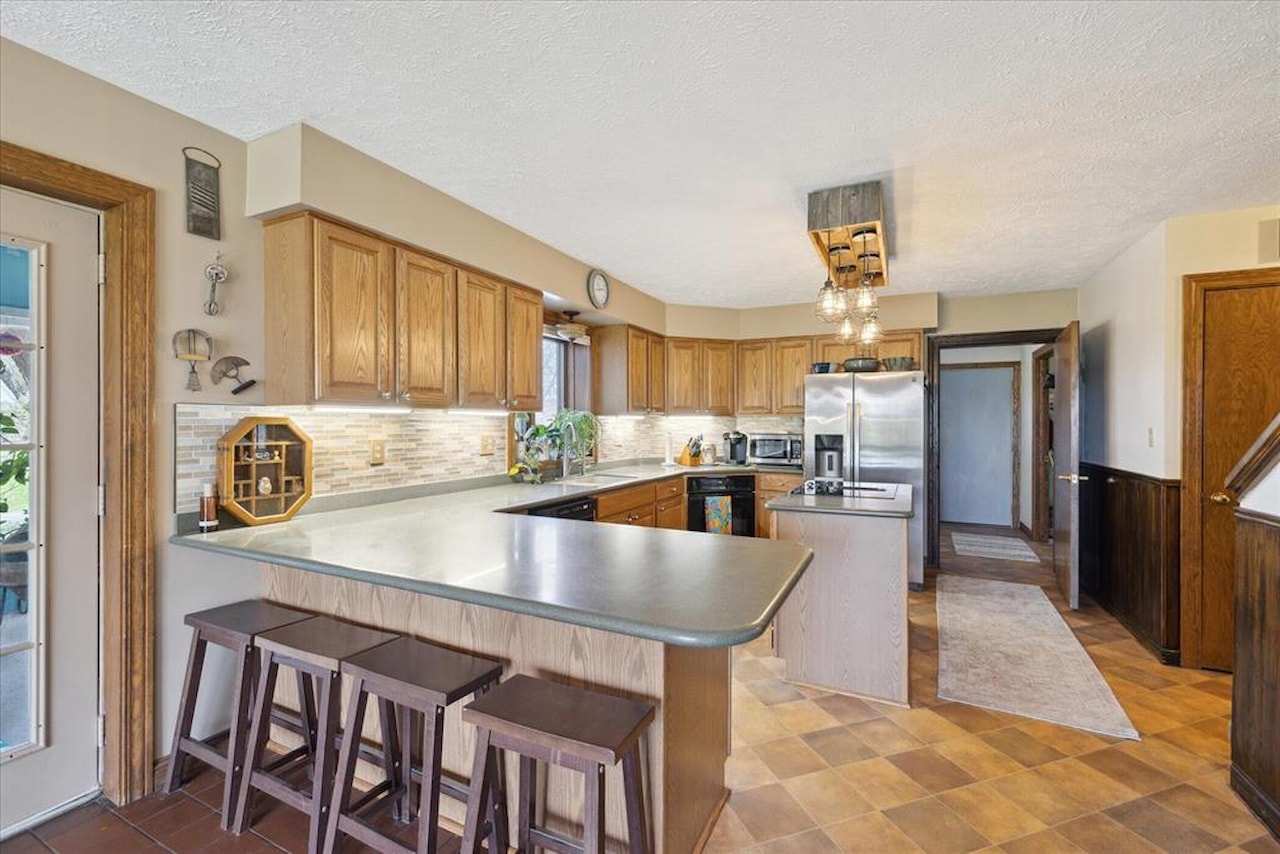 2929 E Frost Rd in Williamston, MI Photo 17