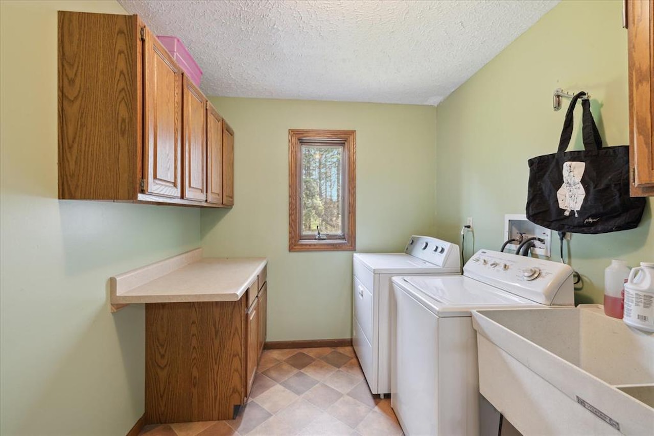 2929 E Frost Rd in Williamston, MI Photo 19