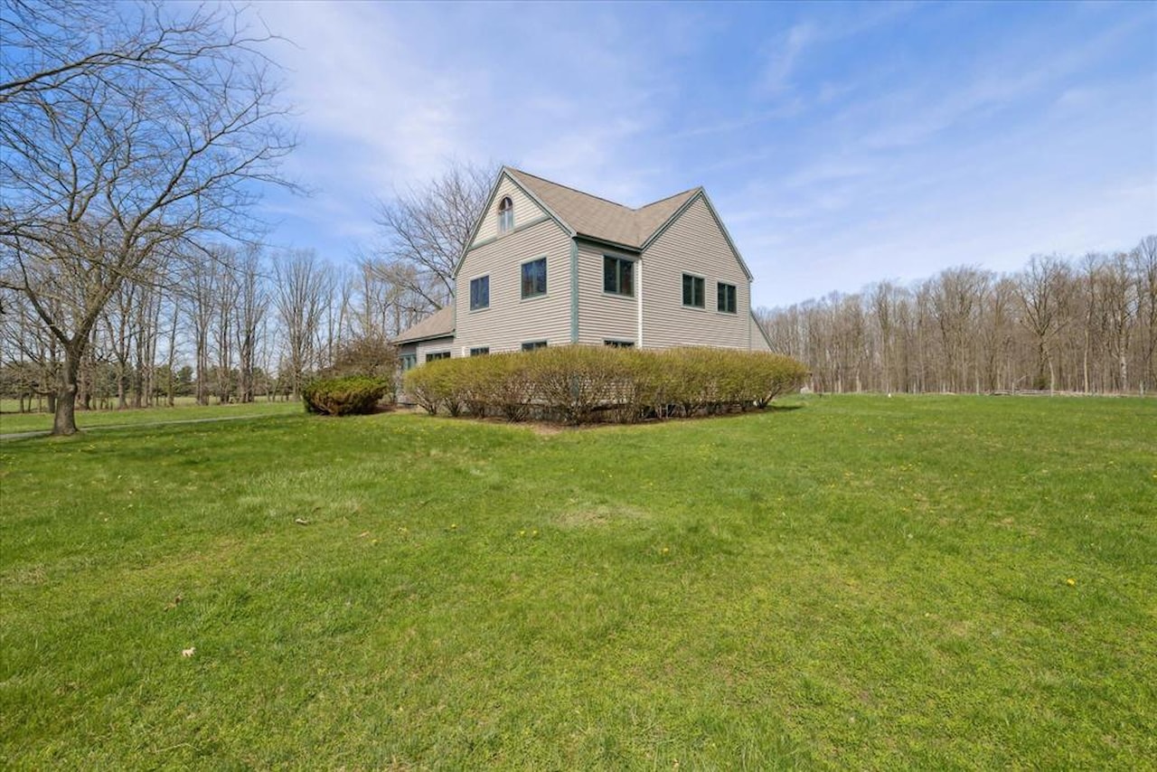 2929 E Frost Rd in Williamston, MI Photo 45