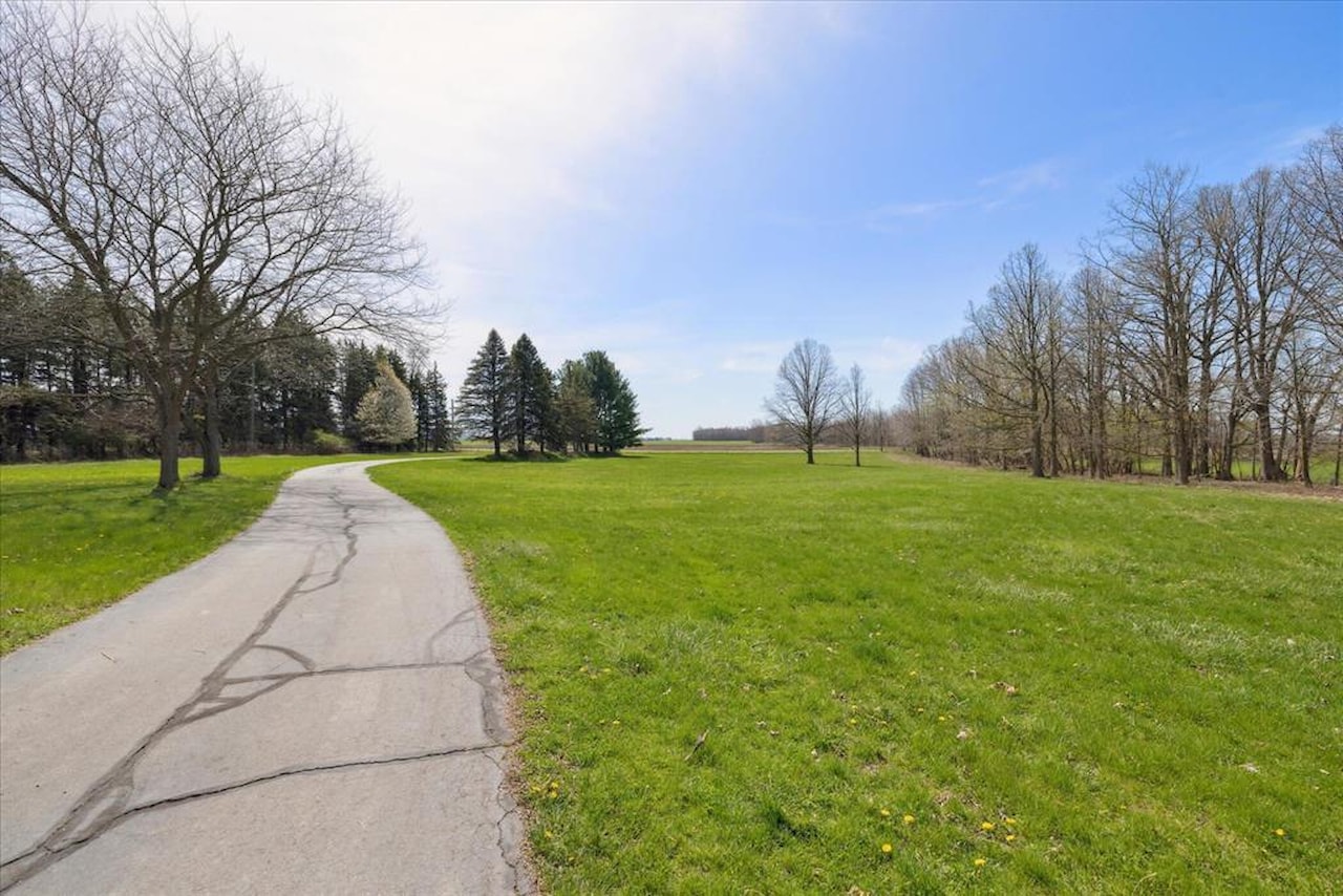 2929 E Frost Rd in Williamston, MI Photo 49