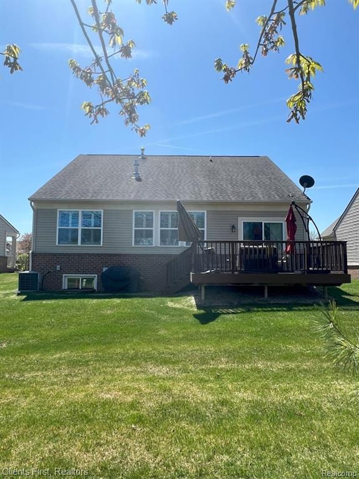 1082 Paddock Dr #78 in South Lyon, MI Photo 32