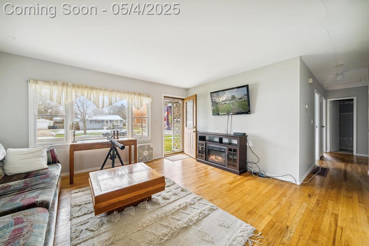 2996 Lakeview Dr in Ann Arbor, MI Photo 6
