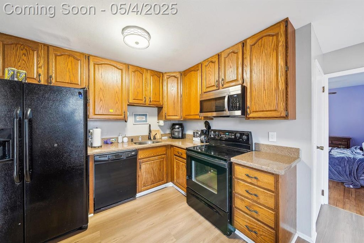 2996 Lakeview Dr in Ann Arbor, MI Photo 18