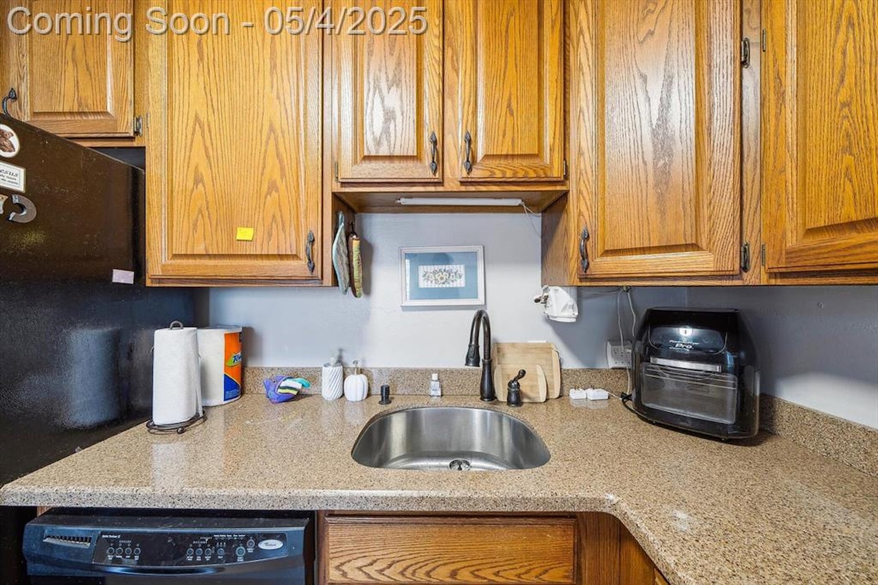 2996 Lakeview Dr in Ann Arbor, MI Photo 21