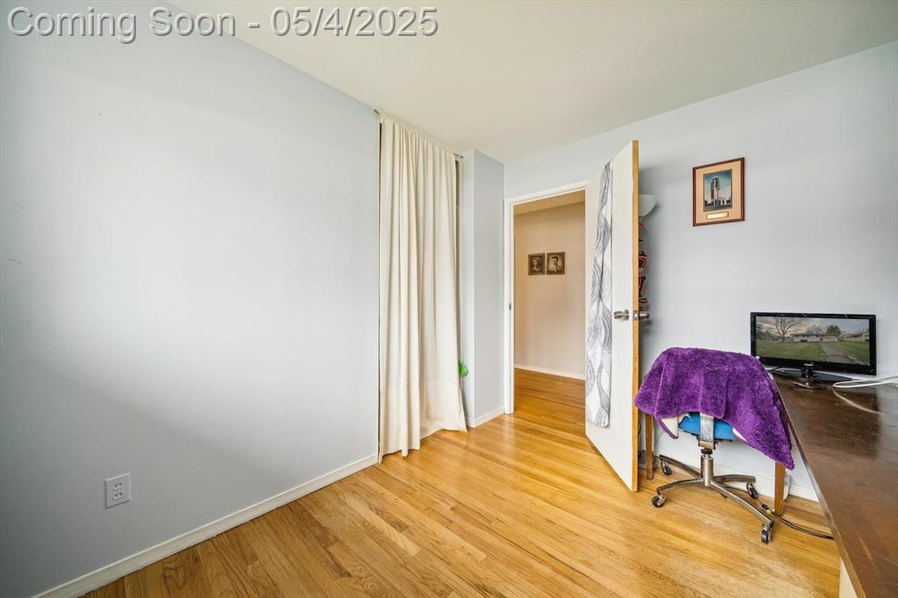 2996 Lakeview Dr in Ann Arbor, MI Photo 24