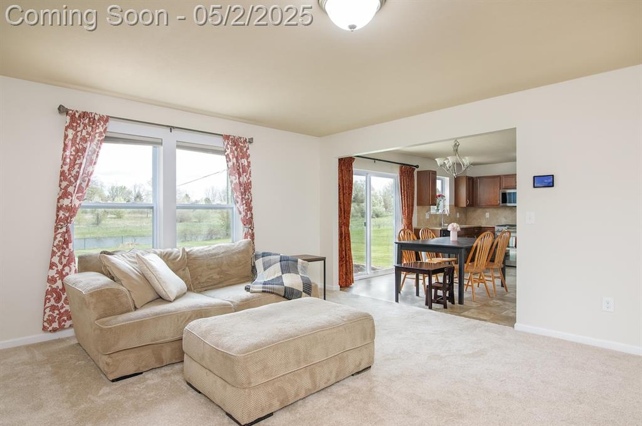 3411 Amber Oaks Dr in Howell Twp, MI Photo 4