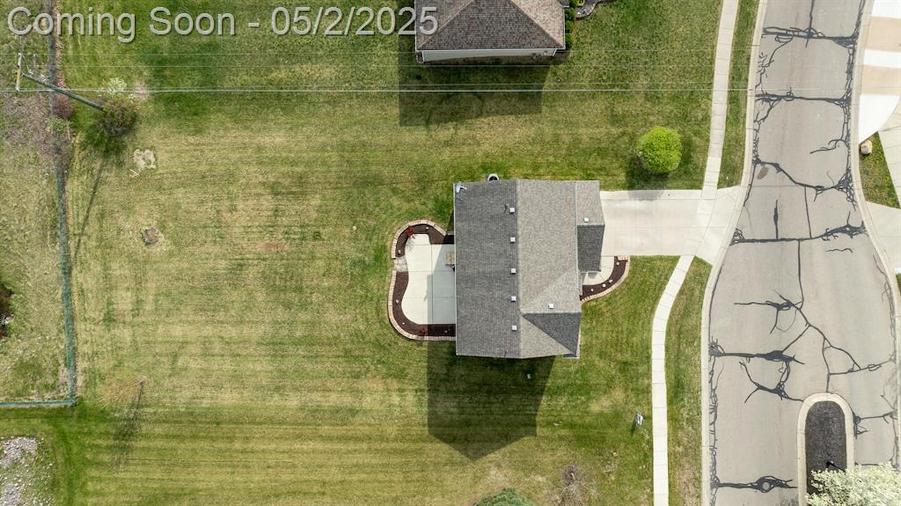 3411 Amber Oaks Dr in Howell Twp, MI Photo 39
