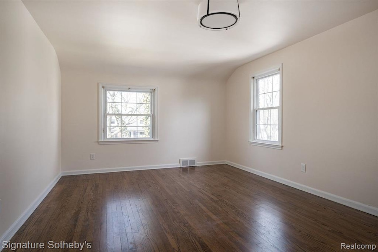 1205 S Bates St in Birmingham, MI Photo 21