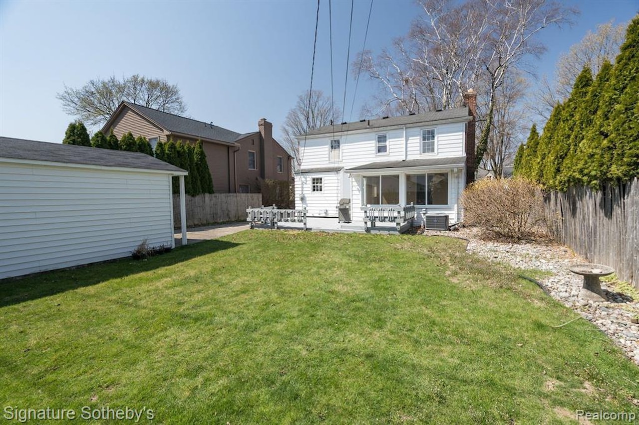 1205 S Bates St in Birmingham, MI Photo 36
