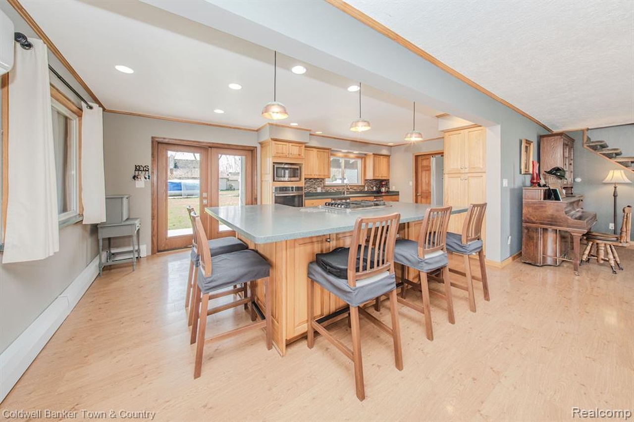 4405 Shoreview Ln in Hamburg Twp, MI Photo 19