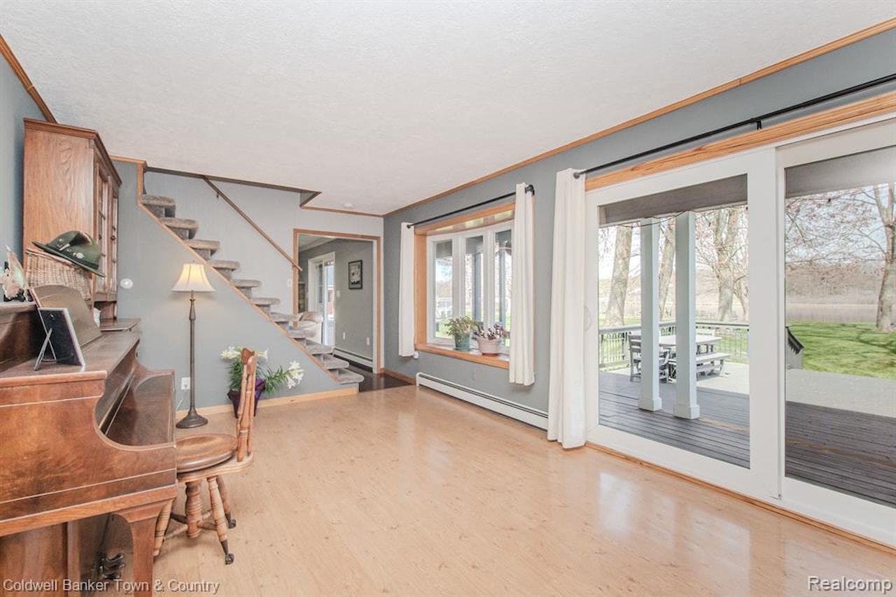 4405 Shoreview Ln in Hamburg Twp, MI Photo 25