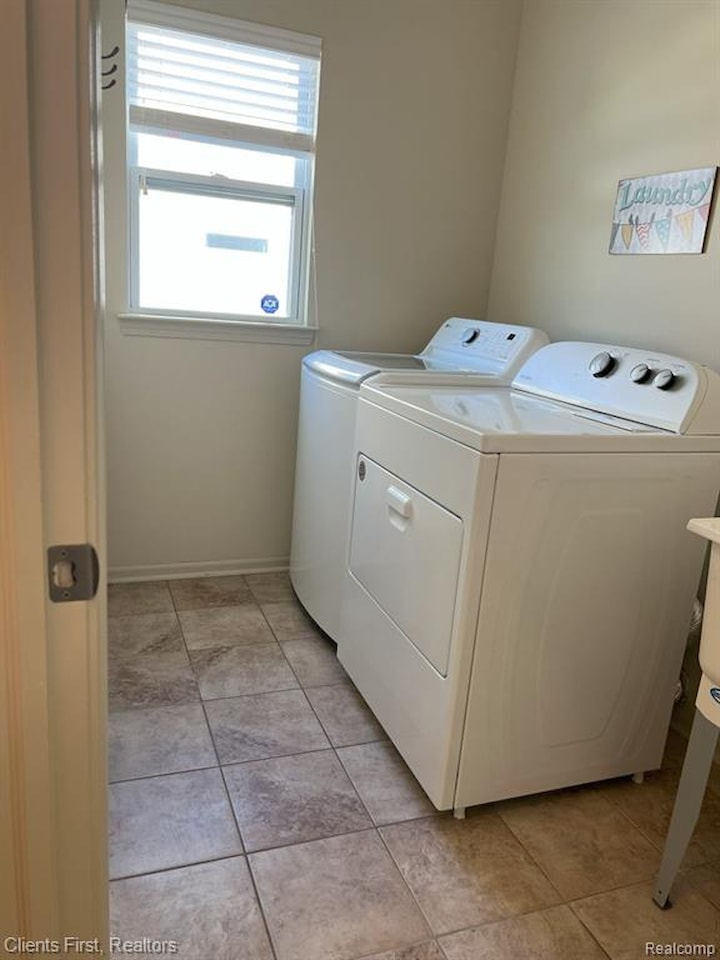 1082 Paddock Dr #78 in South Lyon, MI Photo 6