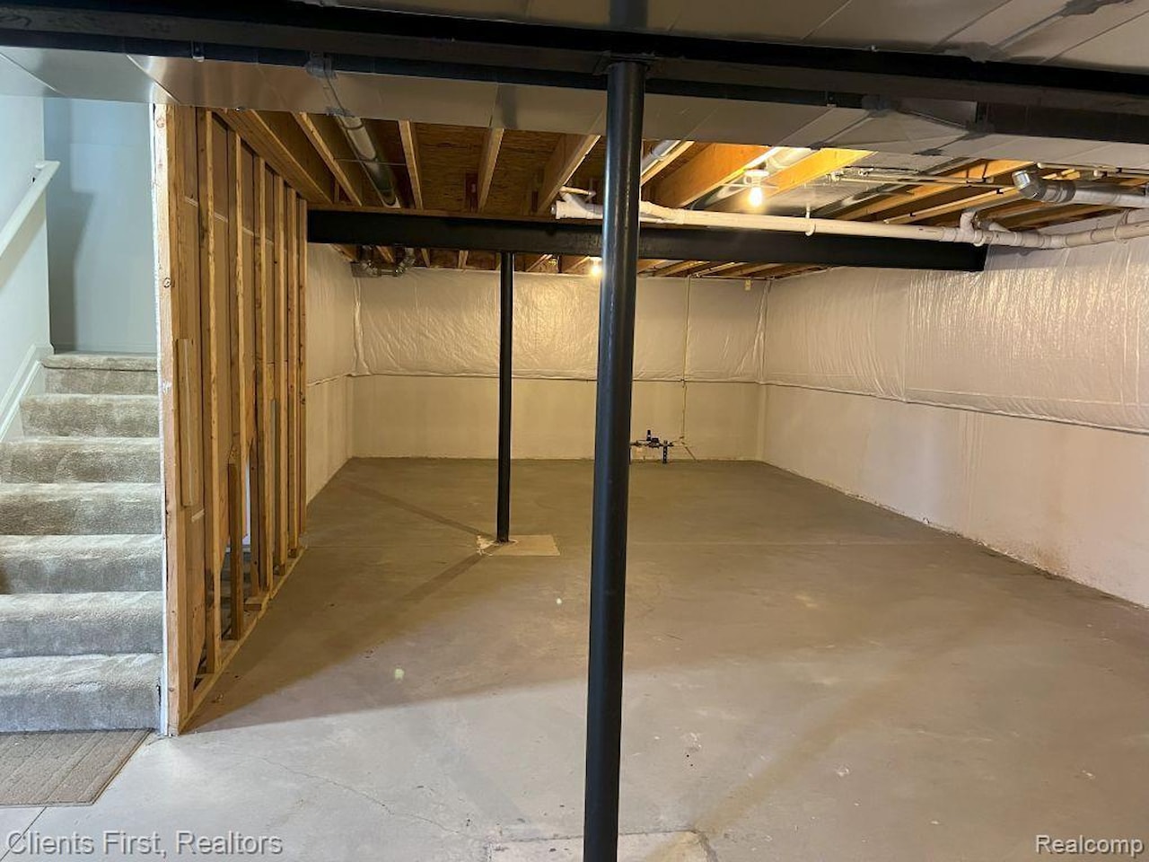 1082 Paddock Dr #78 in South Lyon, MI Photo 22