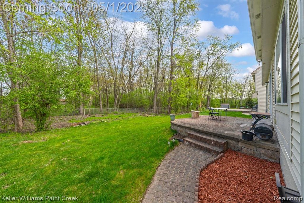 2397 Cedar Knoll Dr in Troy, MI Photo 27