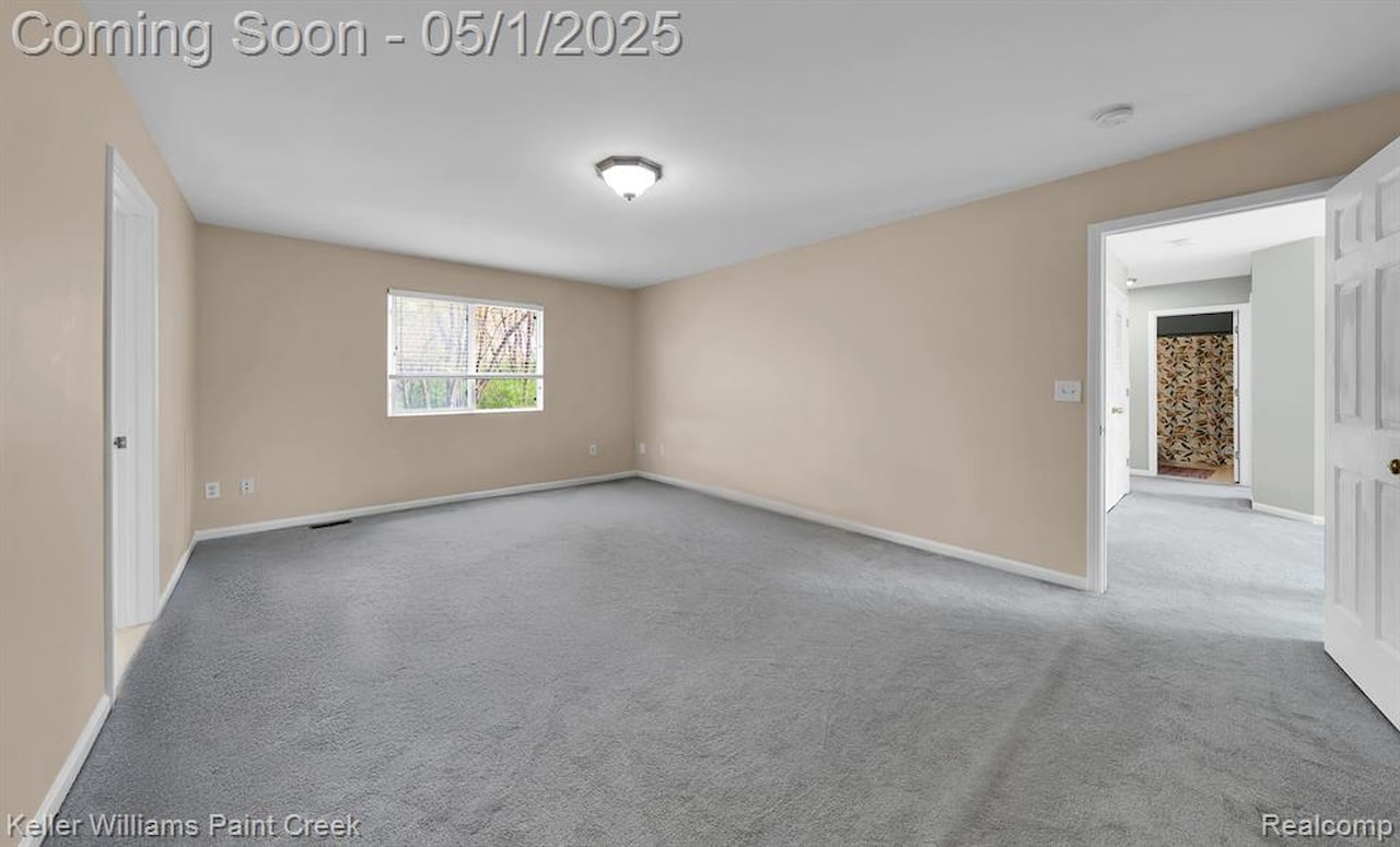 2397 Cedar Knoll Dr in Troy, MI Photo 32