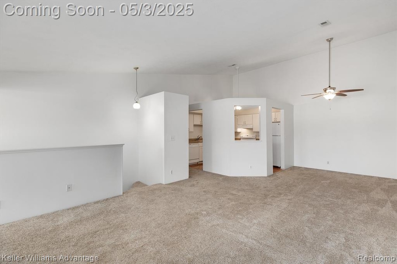 61244 Greenwood Dr in South Lyon, MI Photo 3