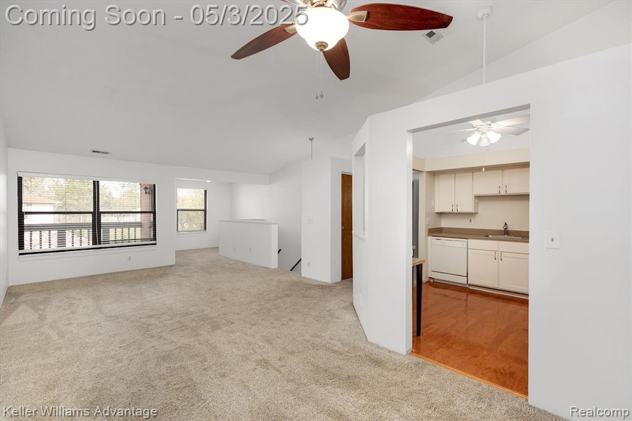 61244 Greenwood Dr in South Lyon, MI Photo 5