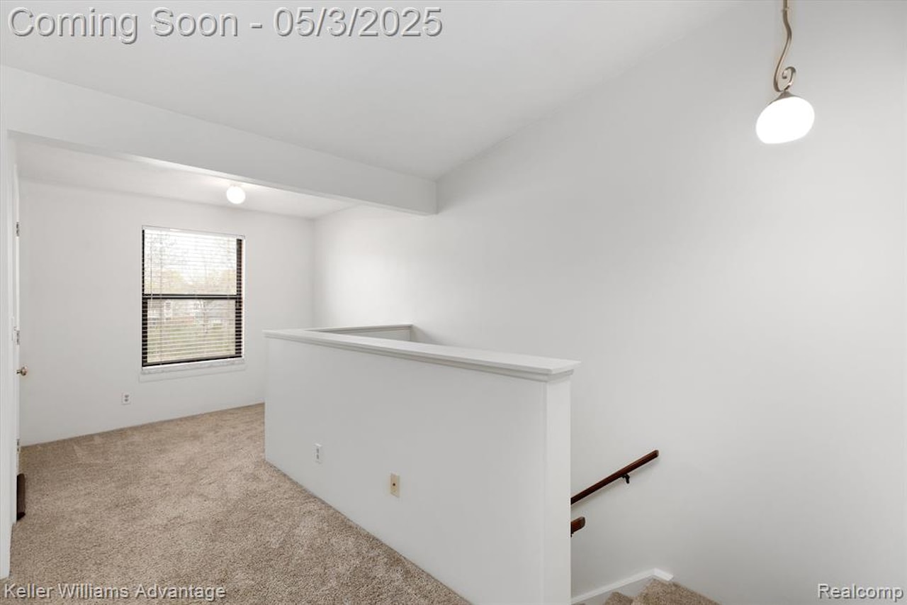 61244 Greenwood Dr in South Lyon, MI Photo 4