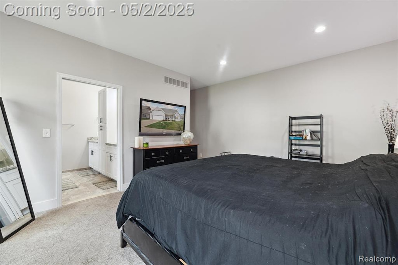 323 Dorchester Dr #29 in Howell, MI Photo 22