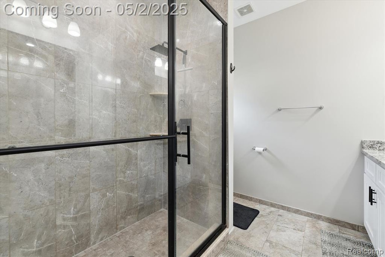 323 Dorchester Dr #29 in Howell, MI Photo 24