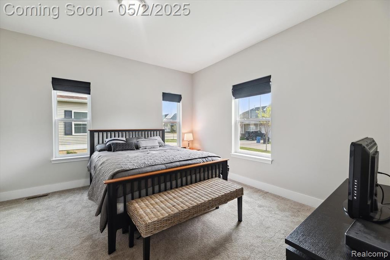 323 Dorchester Dr #29 in Howell, MI Photo 7