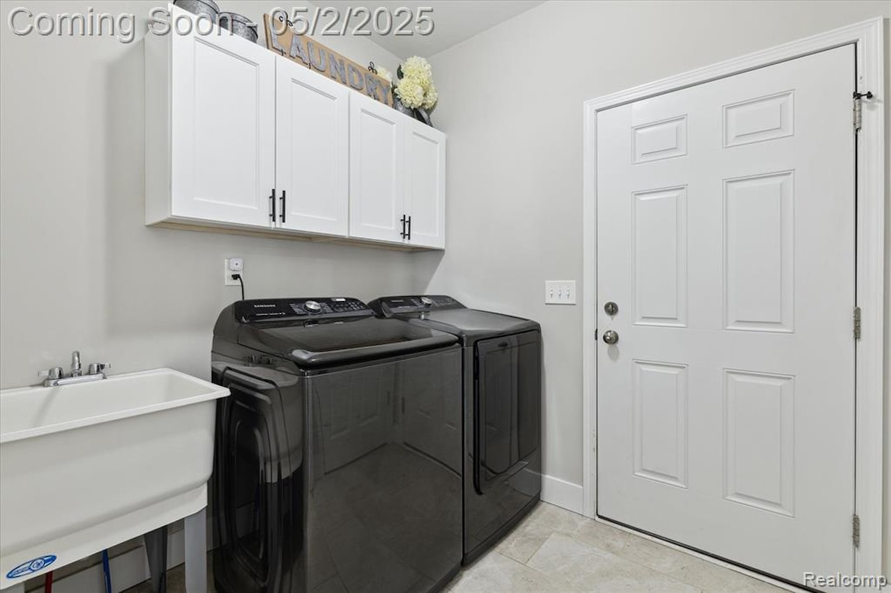 323 Dorchester Dr #29 in Howell, MI Photo 9