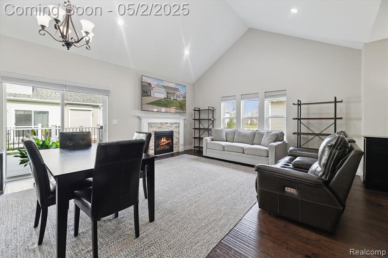 323 Dorchester Dr #29 in Howell, MI Photo 13