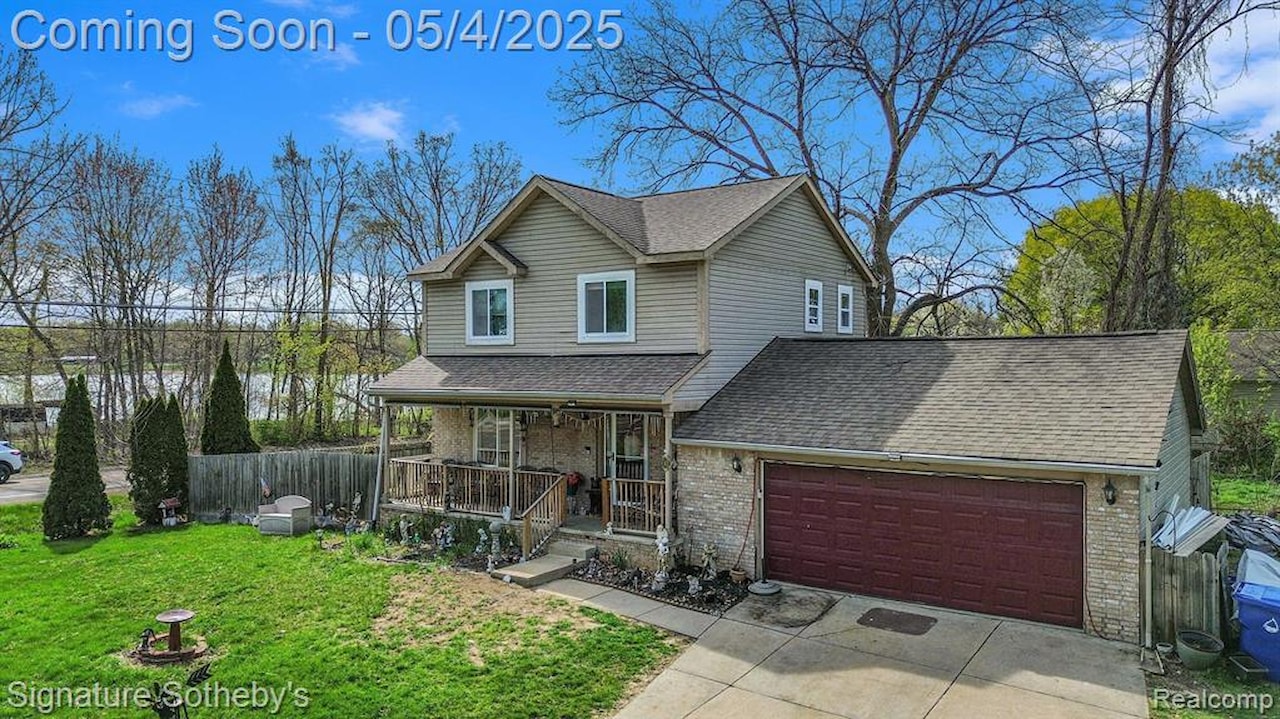 5184 Denwood St in Waterford Twp, MI