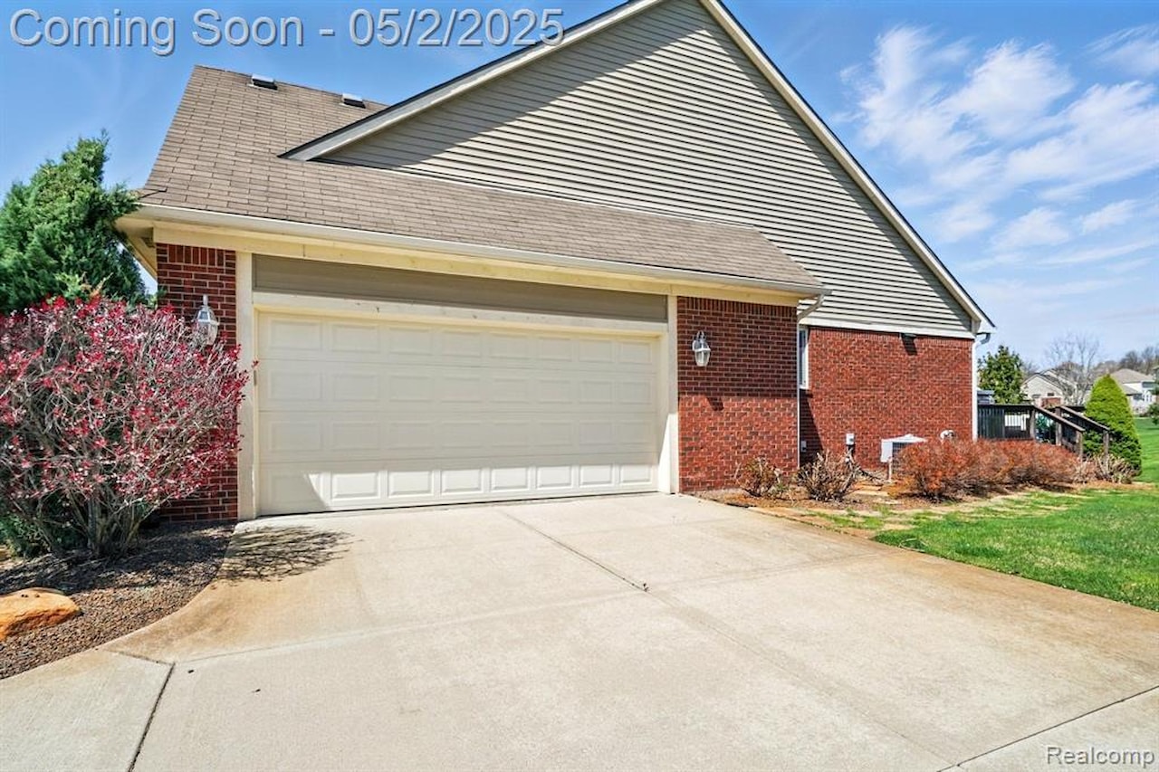 29762 Magnolia Dr in Lyon Twp, MI Photo 22