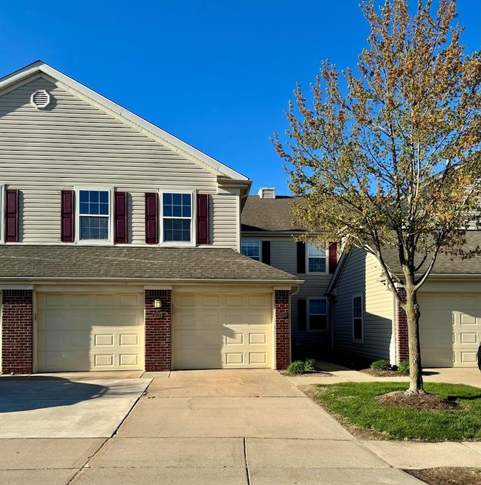295 Victoria Dr Dexter, MI 48130 | MLS 81025015493