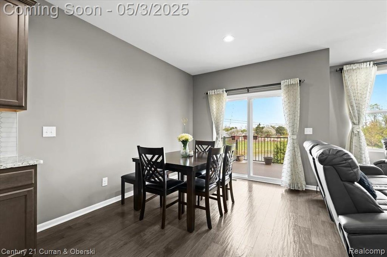 43393 Chancellor Ln in Novi, MI Photo 8