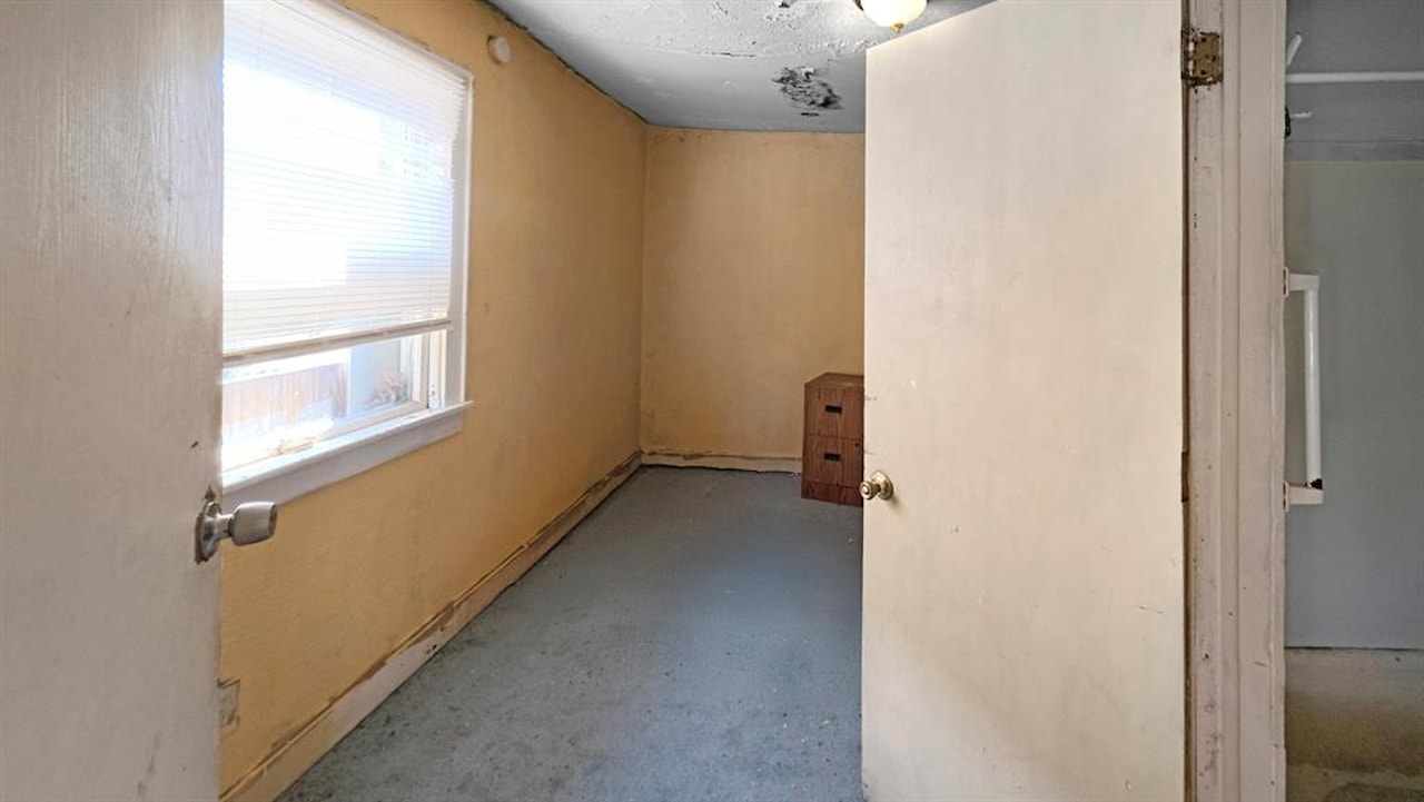 814 W Willow St in Lansing, MI Photo 4