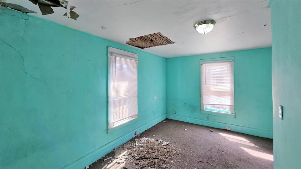 818 W Willow St in Lansing, MI Photo 5